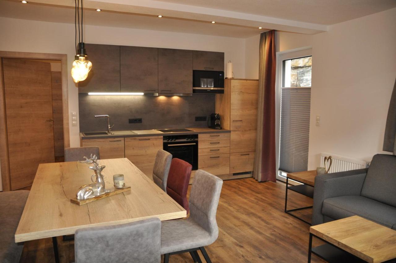 Herzis Appartements ヴァークライン エクステリア 写真
